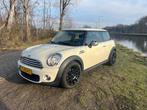 Mini 1.6 ONE 2012 Wit | A.C. | 198d km | APK tot 12-26 |, Auto's, Mini, Voorwielaandrijving, Stof, 4 cilinders, 4 stoelen