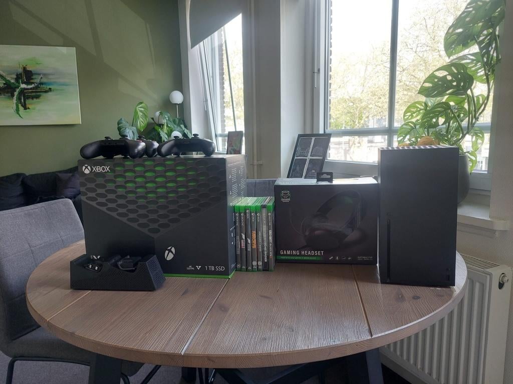 Complete Xbox Series X set (1TB), Spelcomputers en Games, Spelcomputers | Xbox Series X en S, Ophalen of Verzenden, Zo goed als nieuw