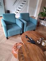 2 Petrolkleurige stoelen met koloniaal houten poten, Ophalen, Gebruikt, Minder dan 75 cm, Stof