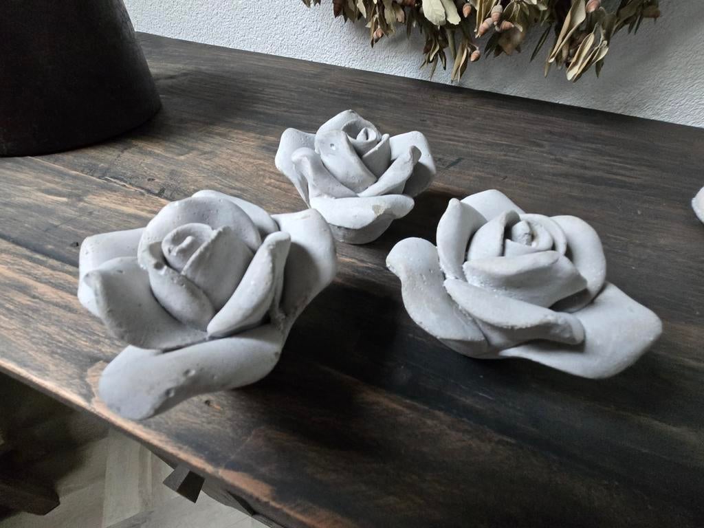 3 x betonnen rozen Breed 10 cm hoog 8cm.isg, Ophalen of Verzenden