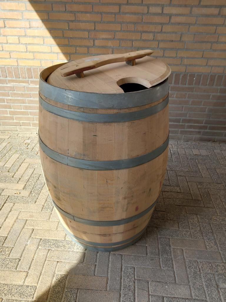 Wijn en whisky vaten Voor decoraties regentonnen statafels, Ophalen, Met kraantje, 150 liter of meer, Nieuw