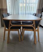 Ikea VOXLÖV eettafel met 4 stoelen (wasbare bekleding), Ophalen of Verzenden, Gebruikt, Scandinavisch, Modern, 4 tot 6 stoelen