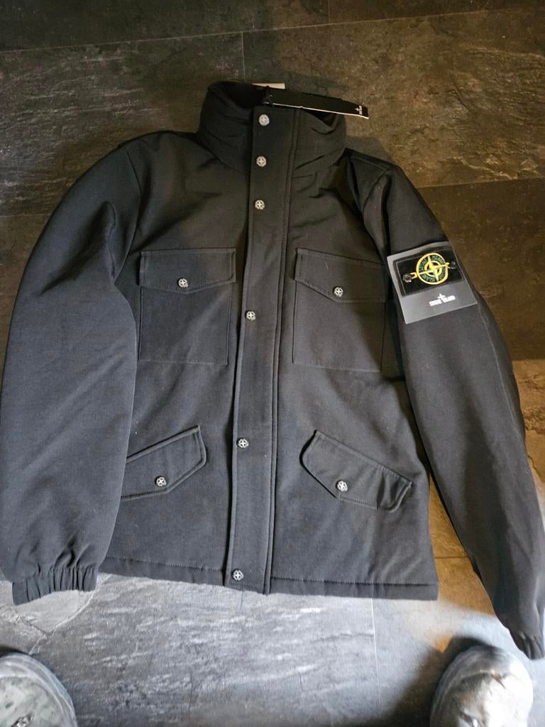 Nieuwe Stone Island jas maat M, Kleding | Heren, Ophalen of Verzenden