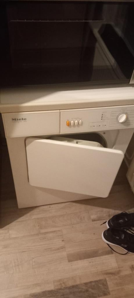 Gratis Miele luchtafvoerdroger - werkt nog goed!, Witgoed en Apparatuur, Wasdrogers, Ophalen of Verzenden