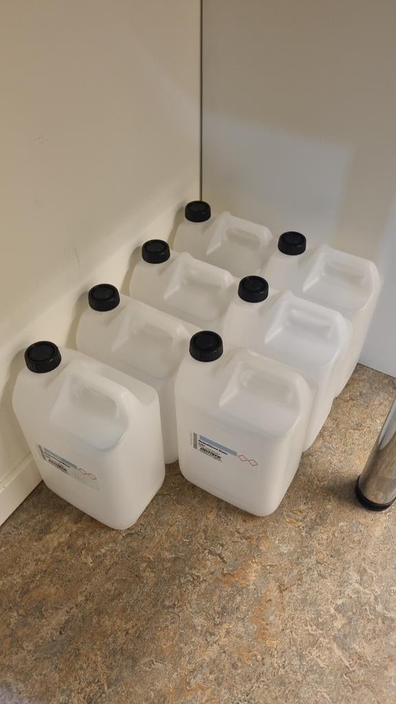 10 schone jerrycans 5 liter, Minder dan 75 liter, Ophalen