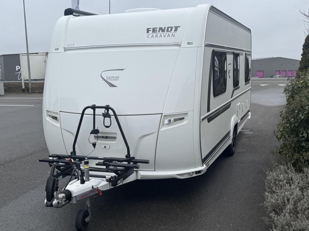 Fendt Saphir 465 TG Blackline,Mover,Luifel,Fietsrek,voortent, Dwarsbed, Standaardzit, Bedrijf, 1250 - 1500 kg