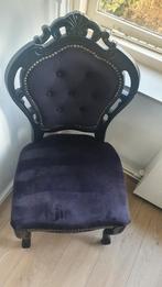 Elegante zwarte stoel met paarse bekleding, Ophalen, Zwart, Zo goed als nieuw, Eén