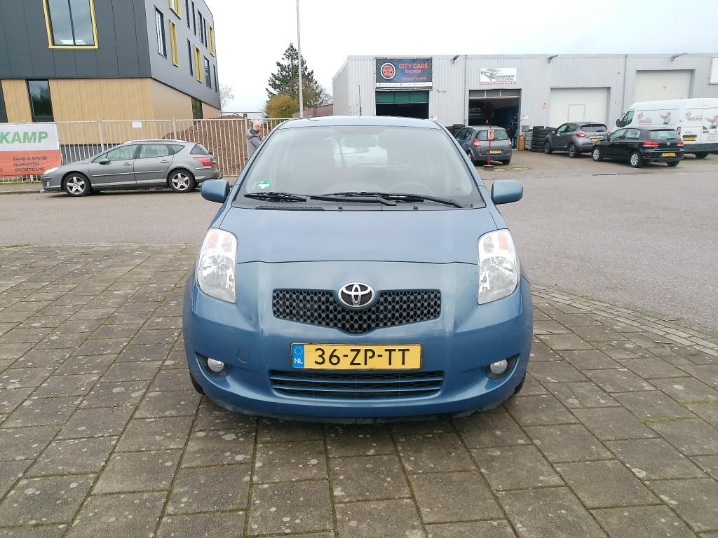 Toyota YARIS 1.3 VVTI EXEC. MMT, Auto's, Toyota, Bedrijf, Yaris, ABS, Airbags, Airconditioning, Bluetooth, Boordcomputer, Centrale vergrendeling