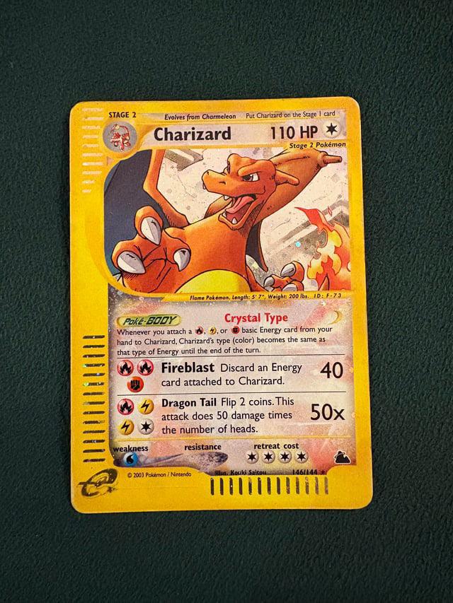 Charizard Skyridge Holo - 146/144, Hobby en Vrije tijd, Verzamelkaartspellen | Pokémon, Ophalen of Verzenden, Zo goed als nieuw