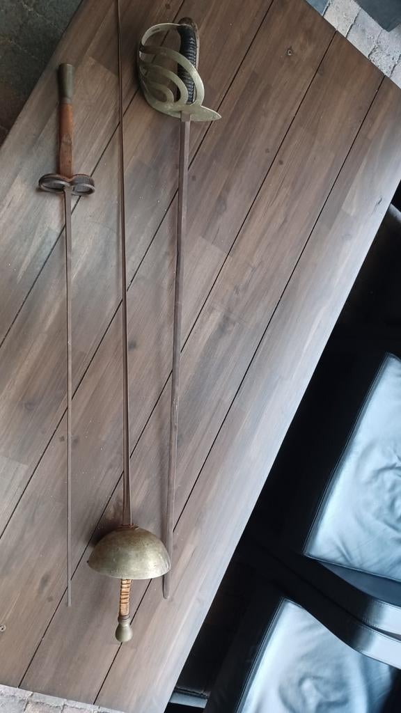 3 antieke sabels: 1 cavalerie sabel en 2 floretten, Ophalen, Landmacht, Nederland