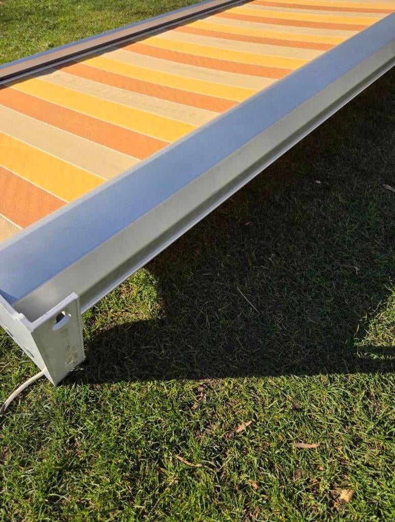 250 breed elektrisch zonnescherm NIEUWSTAAT VERANO luifel, Tuin en Terras, Ophalen, Elektrisch, Zo goed als nieuw, 150 tot 300 cm