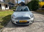 Mini Clubman 1.6 Cooper 2012 Wit, Voorwielaandrijving, Stof, 4 cilinders, 4 stoelen