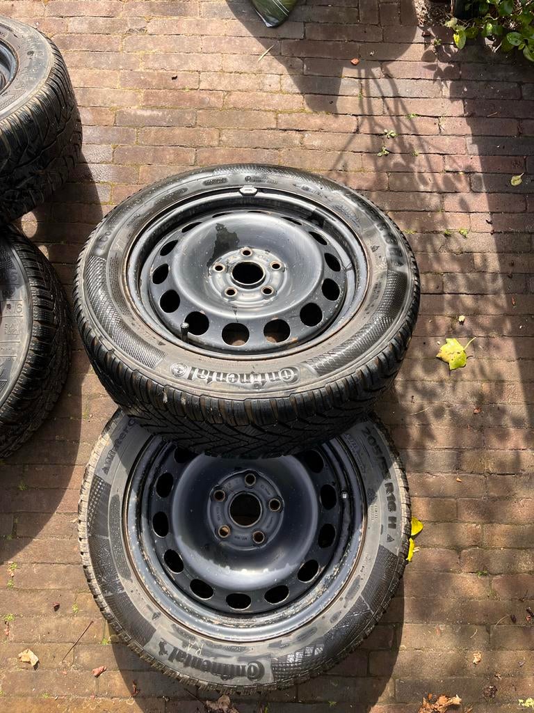 Winterbanden VW Golf 7 - 205/55/16 (Continental & Kleber), Auto-onderdelen, Ophalen, Gebruikt, 16 inch, Band(en)