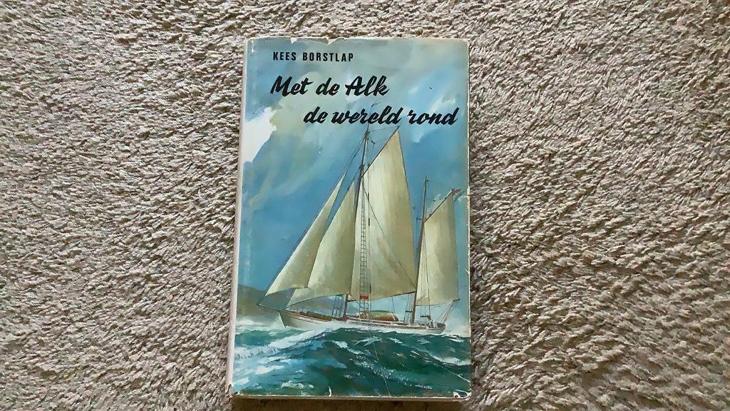 Kees Borstlap, Met de Alk de wereld rond. Zeiltocht 1946-‘48, Ophalen of Verzenden, Zo goed als nieuw