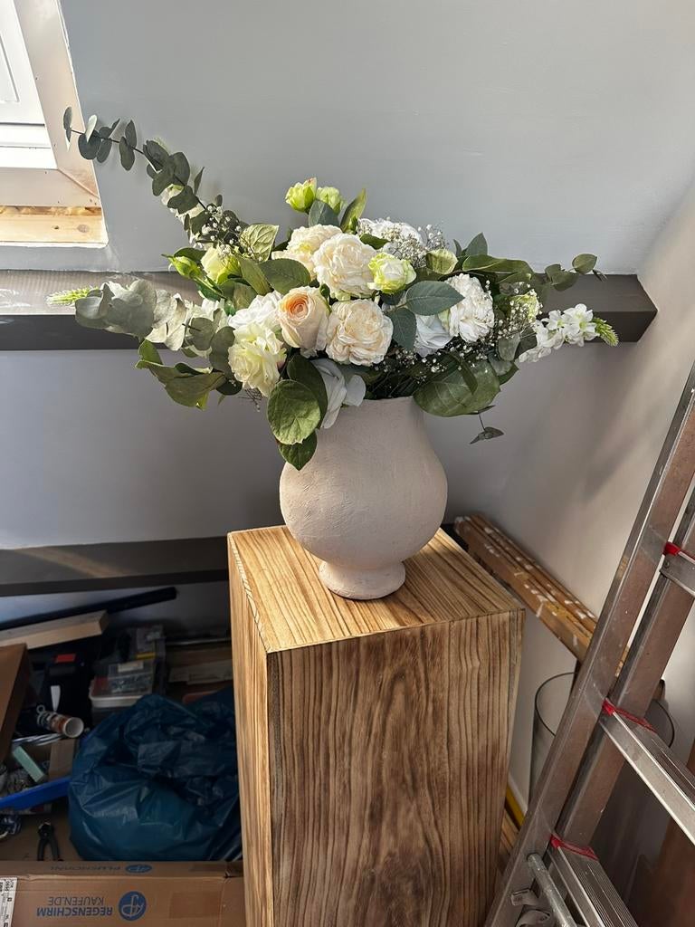 5 luxe Bruiloft bloemstukken kunstbloemen (wit/roze/paars), Huis en Inrichting, Kunststof, Ophalen, Zo goed als nieuw, Bloemstuk