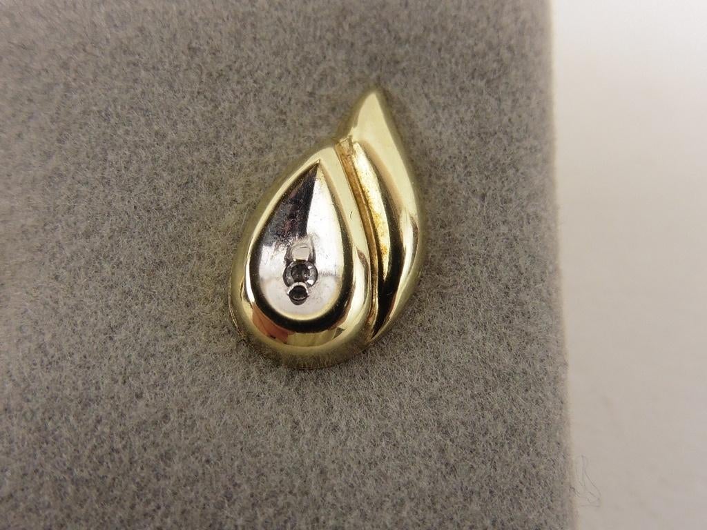 Gouden oorknopjes met zirkonia                          G114, Gebruikt, ., Ophalen of Verzenden, .