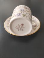 Koffiekopje Royal Albert Purple Lace, Ophalen of Verzenden, Zo goed als nieuw, Porselein, Kop en/of schotel