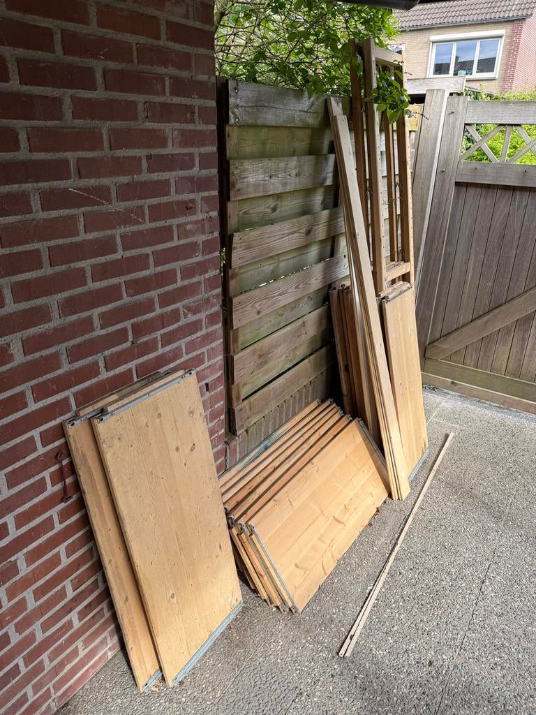 Houten stellingkast, Ophalen, Gebruikt
