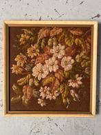 Prachtig geborduurd boeket bloemen, ingelijst (30x30,5cm), Ophalen of Verzenden