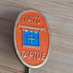 SPELDJE Nato taptoe, Ophalen of Verzenden, Landmacht, Nederland, Embleem of Badge