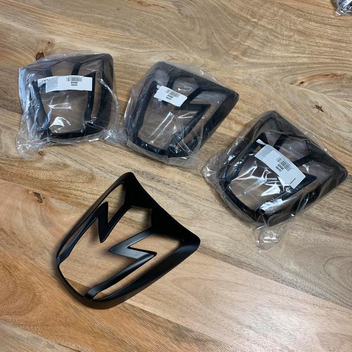 Rooster achterlicht Vespa Sprint Primavera NIEUW, Info@jynkx.com, Nieuw, Ophalen of Verzenden, Jynkx