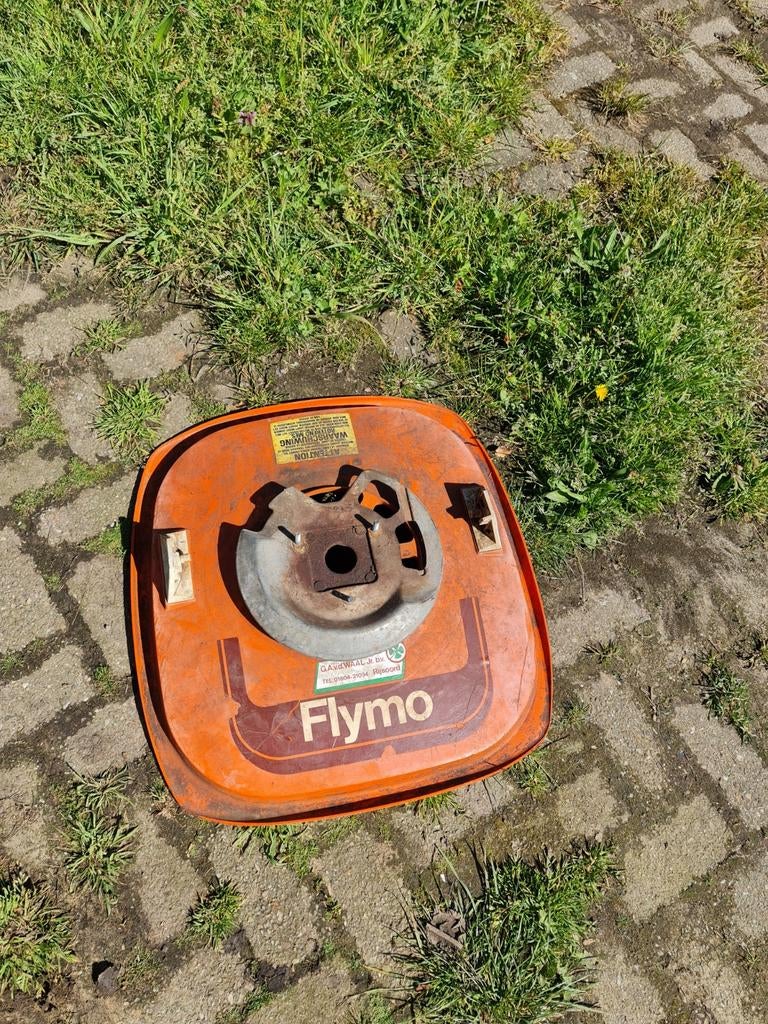 Flymo maaidek gratis af te halen voor wie het kan gebruiken, Ophalen, Gebruikt