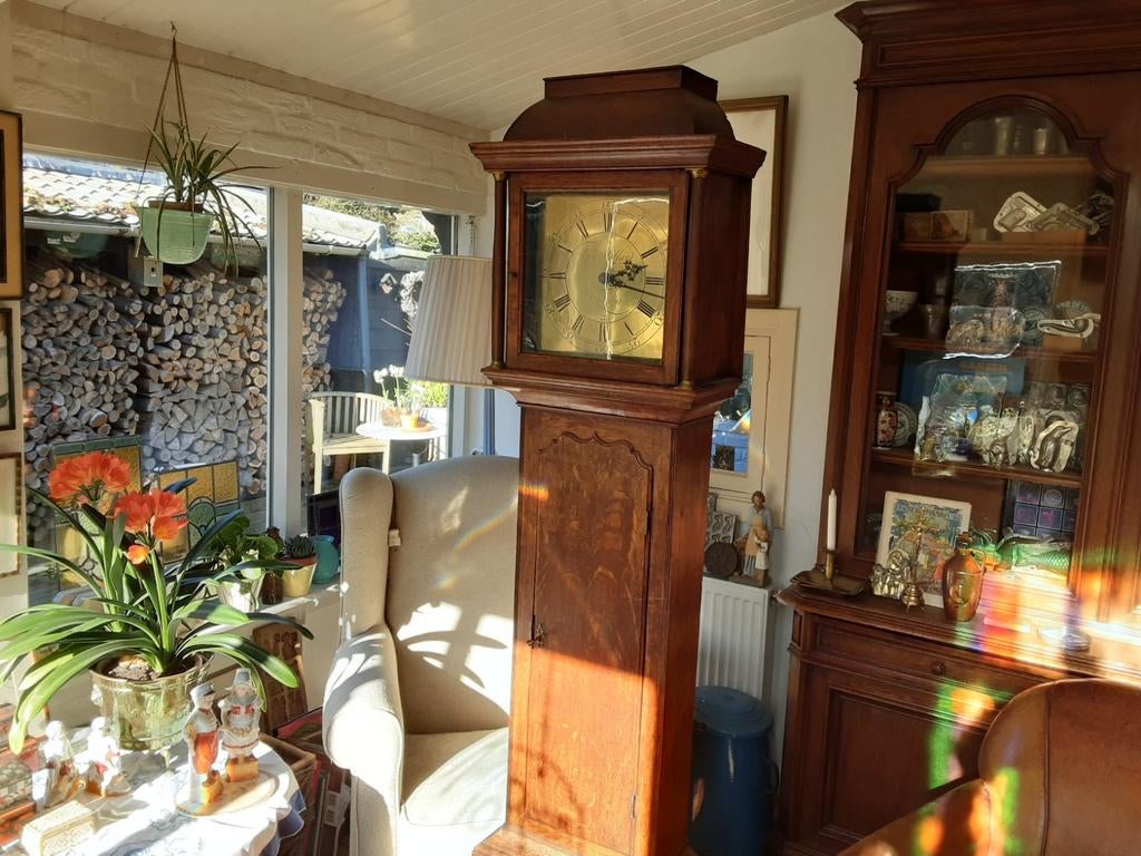 Antieke Engelse staande klok, Ophalen