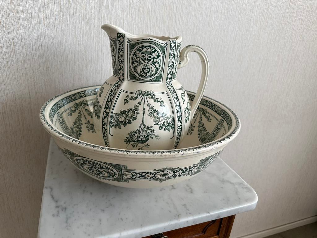 Engels Wedgwood Cameo lampetstel kan met kom, Antiek en Kunst, Ophalen of Verzenden