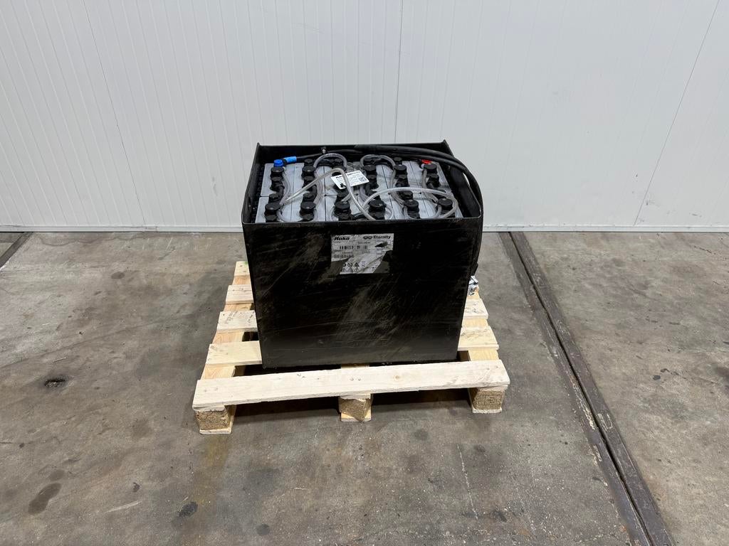 24V accu 320ah bouwjaar 2023 hako tennant etc, Ophalen of Verzenden, Zo goed als nieuw