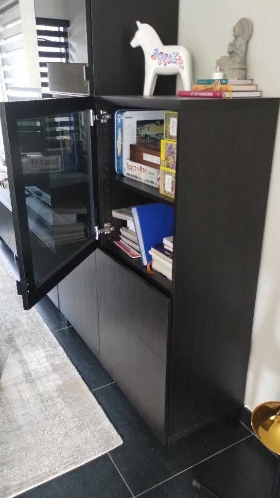 IKEA Bestå wandmeubel zwartbruin/rookglas, Ophalen, Met deur(en), 100 tot 150 cm, Minder dan 150 cm