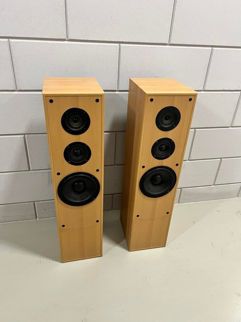 Jamo luidsprekers / speakers hout, Ophalen, Zo goed als nieuw, 60 tot 120 watt, Front, Rear of Stereo speakers