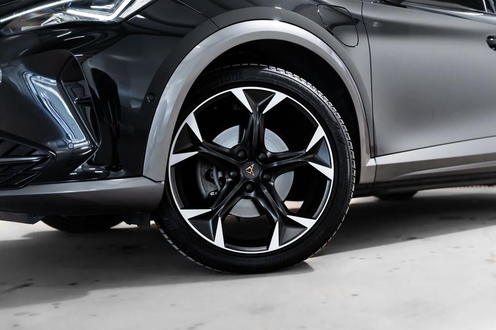 Cupra Formentor 1.4 e-Hybrid Performance PANO LED CAMERA LED, Auto's, Cupra, 77 km/l, Gebruikt, 4 cilinders, Zwart