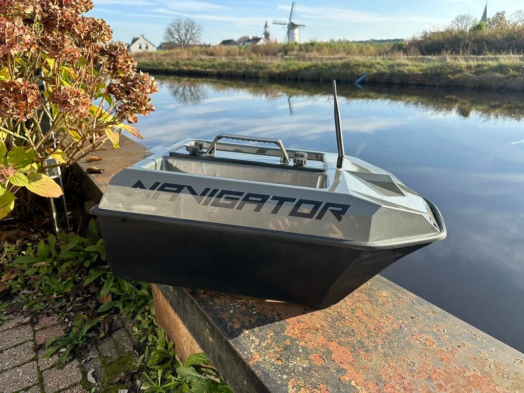 Navigator voerboot incl Dragonfly 5 & Injector GPS, Watersport en Boten, Hengelsport | Karpervissen, Ophalen, Zo goed als nieuw
