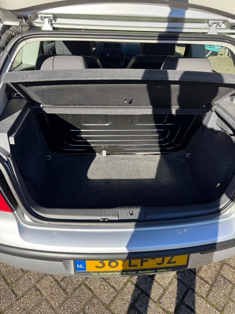 Volkswagen Polo 1.2 40KW 2002 Grijs 109.000km!!, Voorwielaandrijving, 970 kg, 1198 cc, Origineel Nederlands