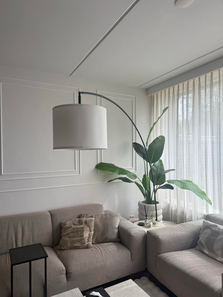 Ikea staande booglamp met witte kap, Ophalen, Zo goed als nieuw, Metaal, 150 tot 200 cm