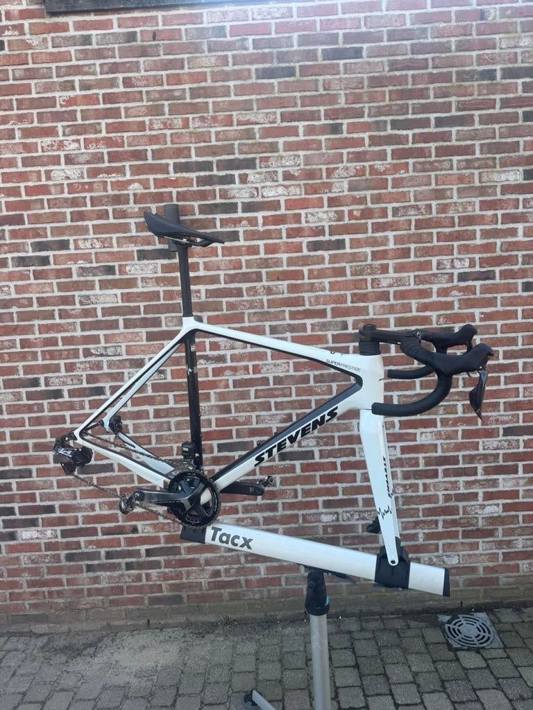 Stevens superprestige, Carbon, Zo goed als nieuw, Meer dan 20 versnellingen, 53 tot 57 cm