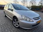 Peugeot 307 2.0-16V AUTOMAAT/PANORAMA/TREKHAAK/AIRCO/NAP, 4 cilinders, 7 stoelen, Grijs, Euro 4