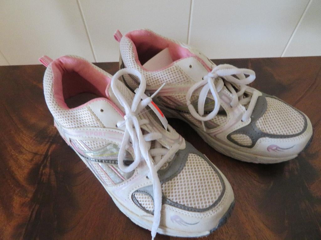 Dames sneakers DTASHU maat 36, Wit, Ophalen of Verzenden, DTASHU, Sneakers of Gympen