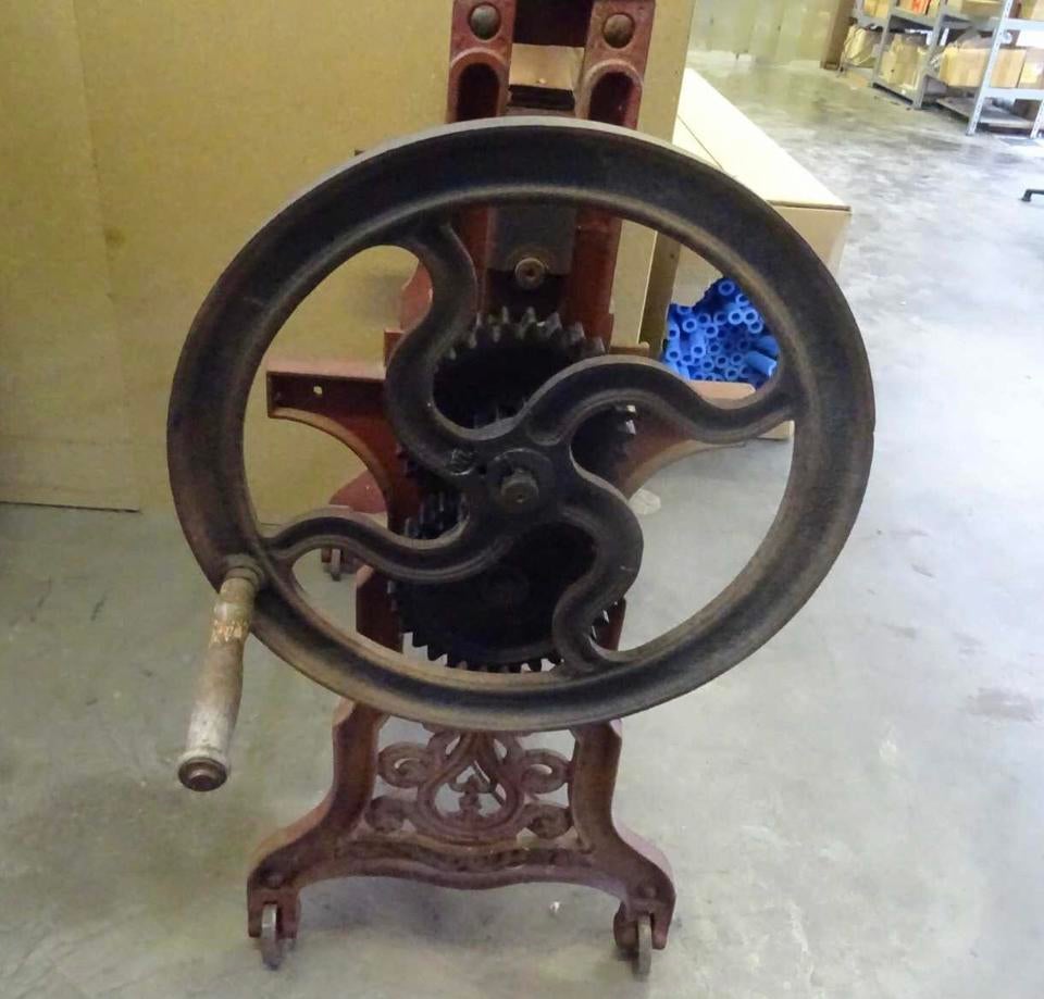 Antieke Mangel - Decoratief en Functioneel, Ophalen of Verzenden