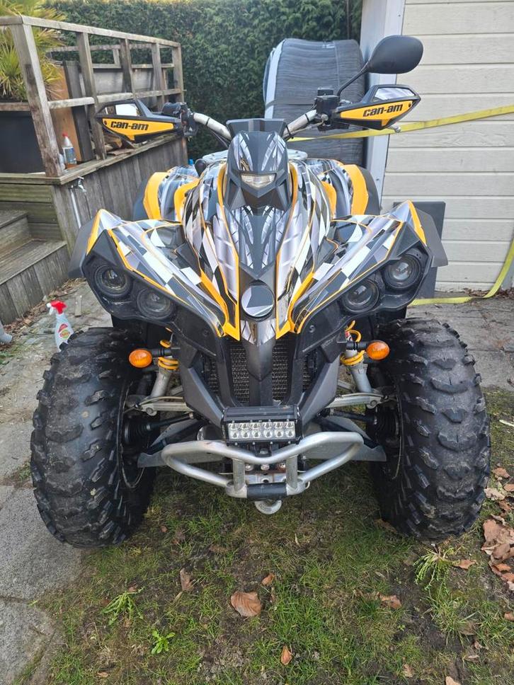 Can-am renegade 800 quad met auto kenteken, Motoren, Quads en Trikes, 2 cilinders, Ophalen