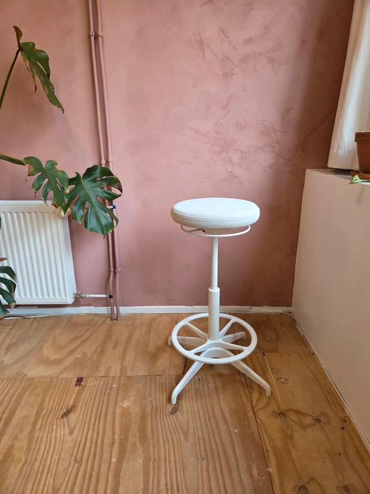 Lidkullen Ikea Zit/Sta bureau kruk, Huis en Inrichting, Bureaustoelen, Zo goed als nieuw, Bureaukruk, Wit, Ergonomisch, Ophalen