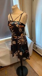 Leuke jurk mt s, Ophalen of Verzenden, Zo goed als nieuw, Maat 36 (S), Onder de knie
