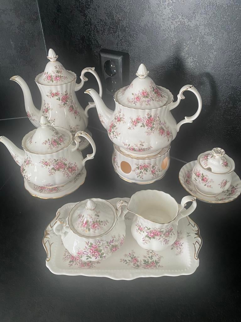 royal albert lavender rose koffie/ thee set, Ophalen of Verzenden