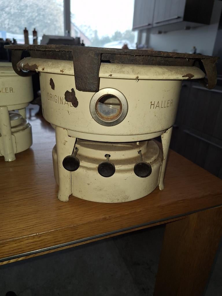 Originele Haller petroleumstel, Ophalen