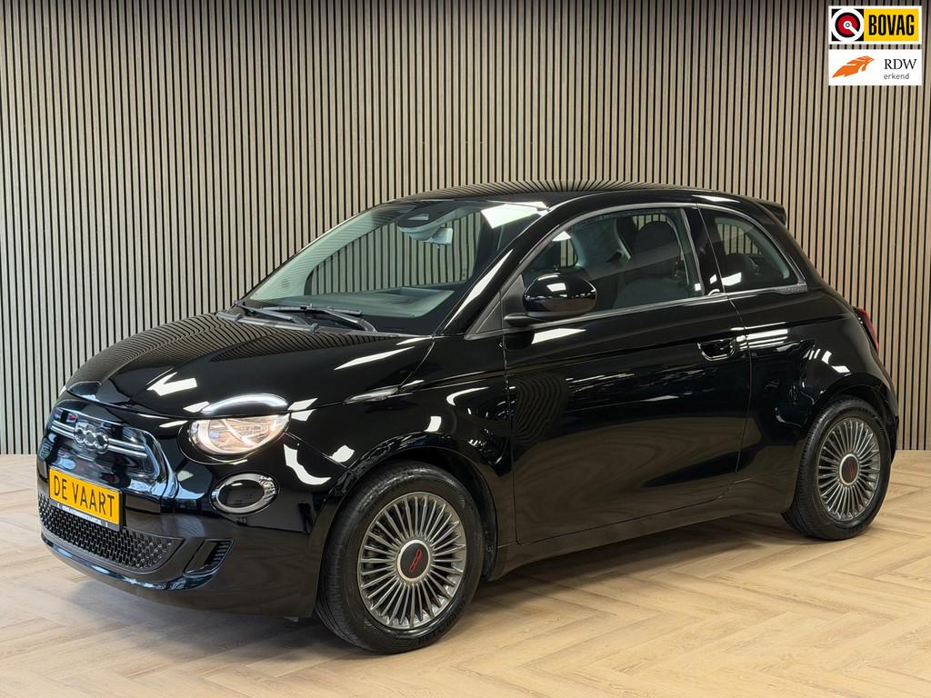 Fiat 500e Icon 42 kWh AUT. KEYLESS-GO NAVIGATIE STOELVERWARM, Auto's, Fiat, Stof, 118 pk, Met garantie (alle), 4 stoelen
