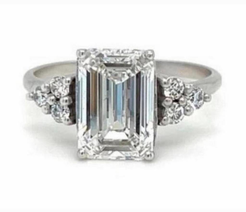 Schitterende 3.38ct Smaragd Lab Diamant Ring 14k Witgoud, Sieraden, Tassen en Uiterlijk, Ringen, Wit, Nieuw, Ophalen of Verzenden