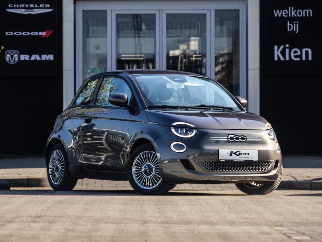 Fiat 500E Business Berlina 42 kWh | Navigatie |, Auto's, Fiat, Stof, Bruin, 4 stoelen, Origineel Nederlands