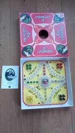 Mens Erger Je Niet met drukknop en houten pionnen., Ophalen of Verzenden, Zo goed als nieuw, Jumbo