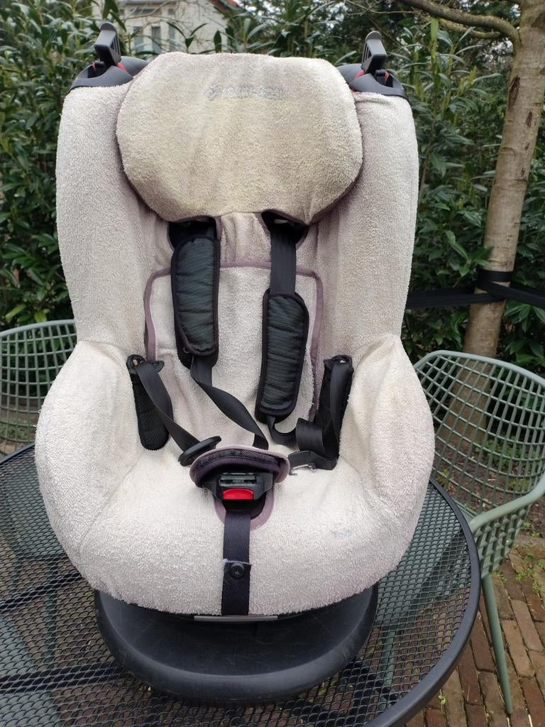 Kinderautostoeltje - Maxi-cosi, Kinderen en Baby's, Autostoeltjes, 0 t/m 18 kg, Ophalen of Verzenden, Maxi-Cosi, Gebruikt