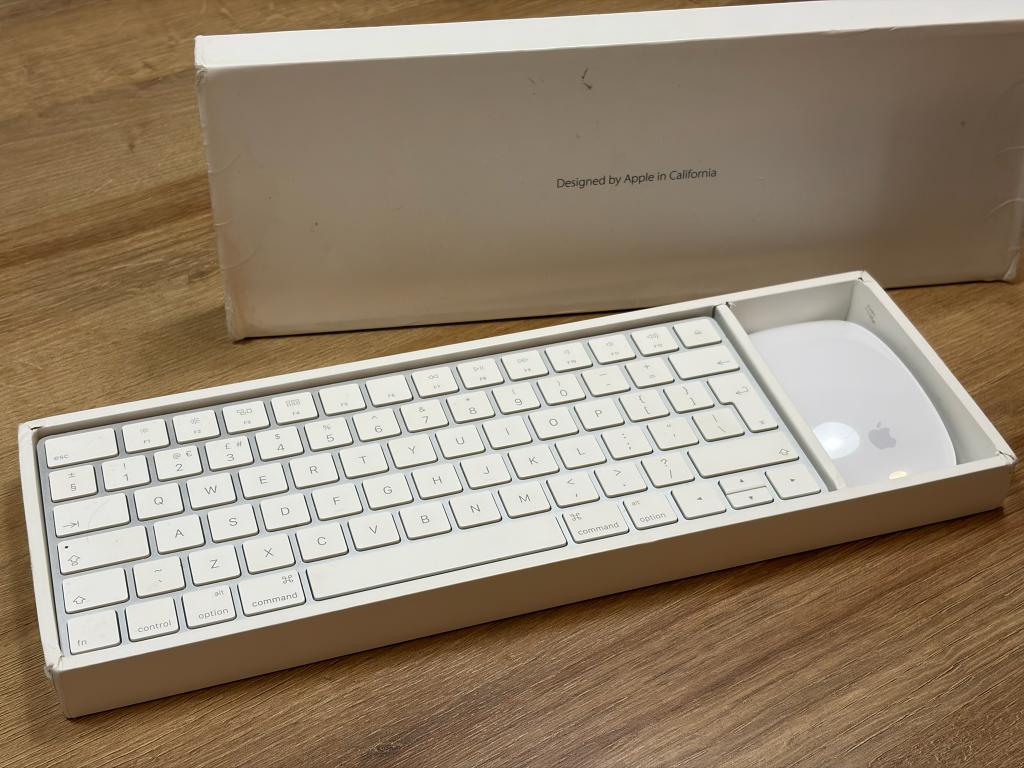 Apple Magic Keyboard + Magic Mouse 2 Set, Computers en Software, Toetsenborden, Gebruikt, Toetsenbord en muis-set, Ophalen of Verzenden